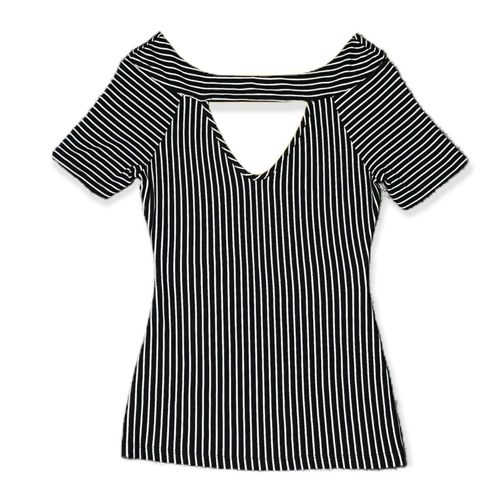 Summer & sage boat neck cut out top size small